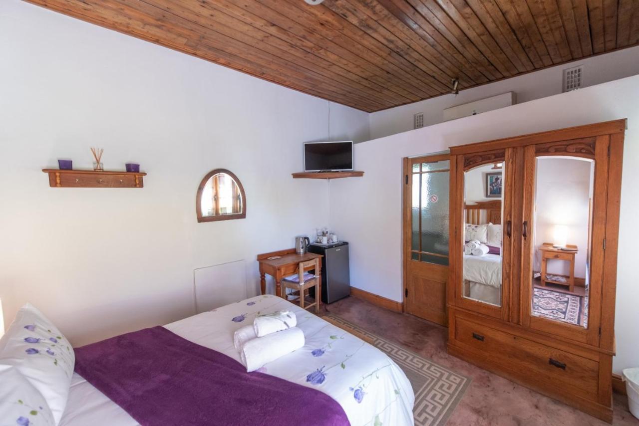 Leo Guest House โรเบิร์ตสัน ภายนอก รูปภาพ